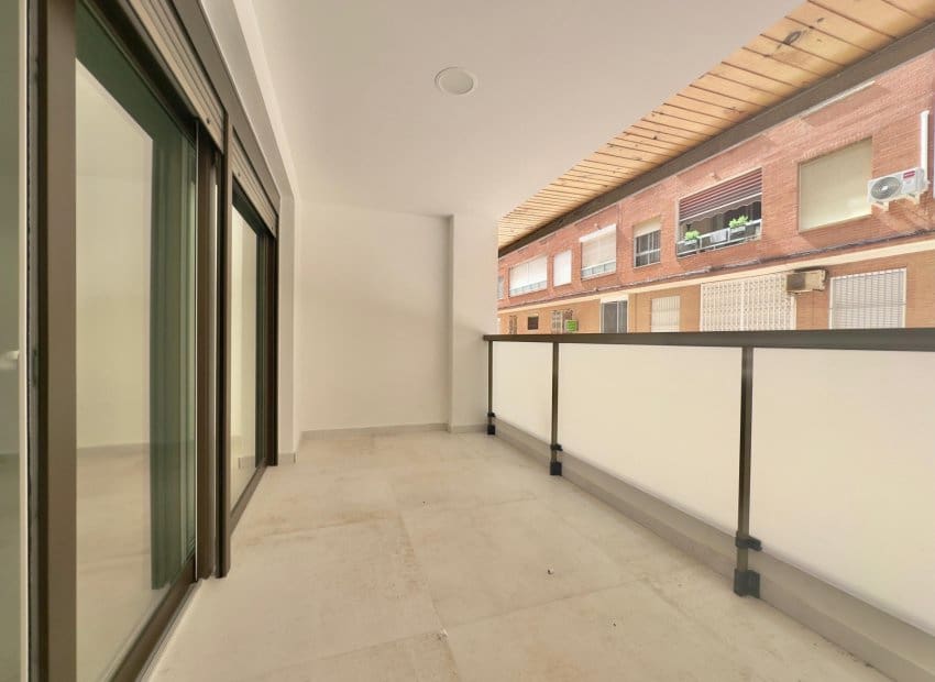 3 quarto Apartamento para venda em Torrevieja - 249 900 € (Ref: 9809442)