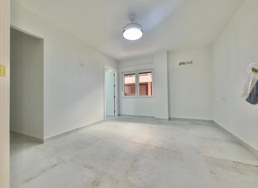 3 quarto Apartamento para venda em Torrevieja - 249 900 € (Ref: 9809442)