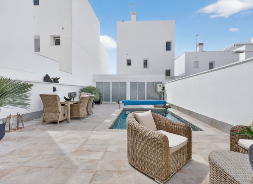 4 sovrum Villa till salu i San Pedro del Pinatar med pool - 519 000 € (Ref: 9809839)