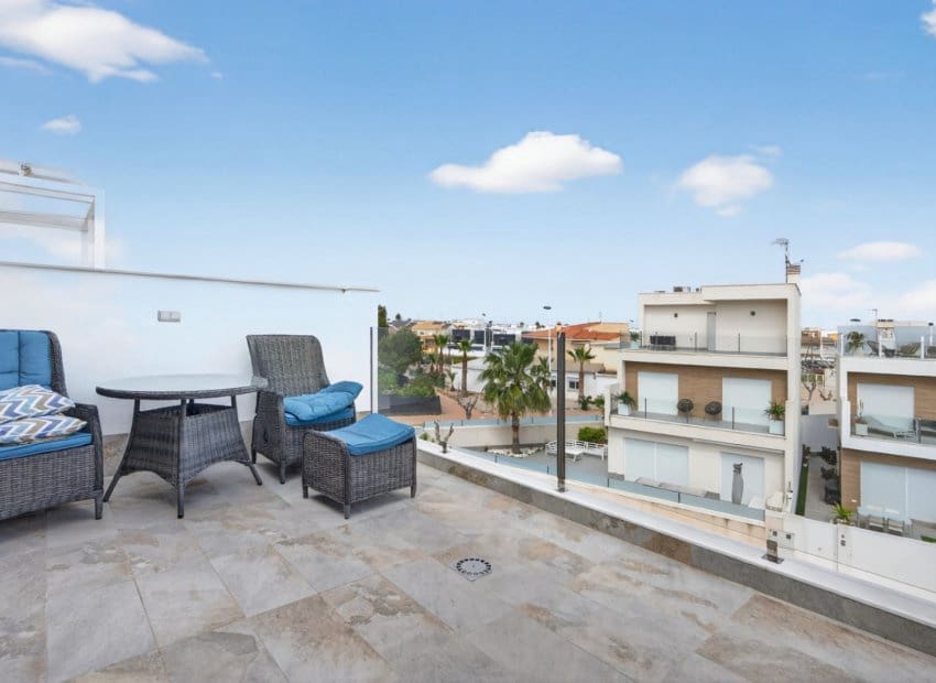 4 sovrum Villa till salu i San Pedro del Pinatar med pool - 519 000 € (Ref: 9809839)