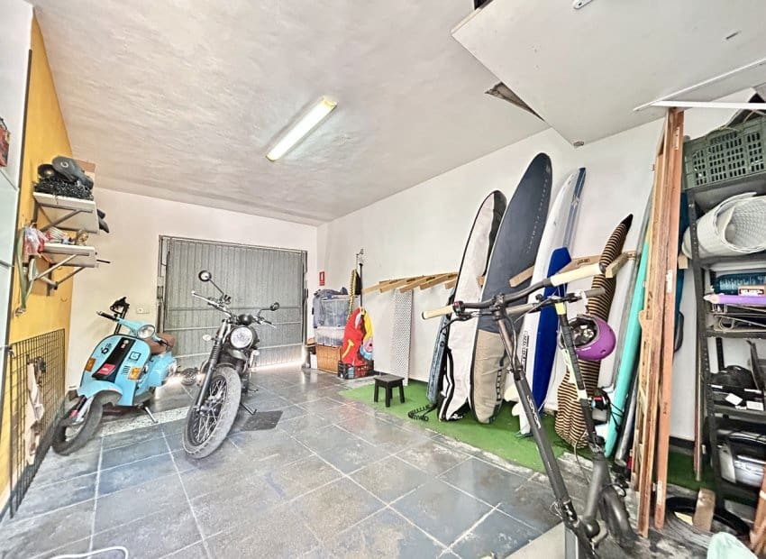 3 slaapkamer Villa te koop in La Zenia met zwembad - € 630.000 (Ref: 9809840)