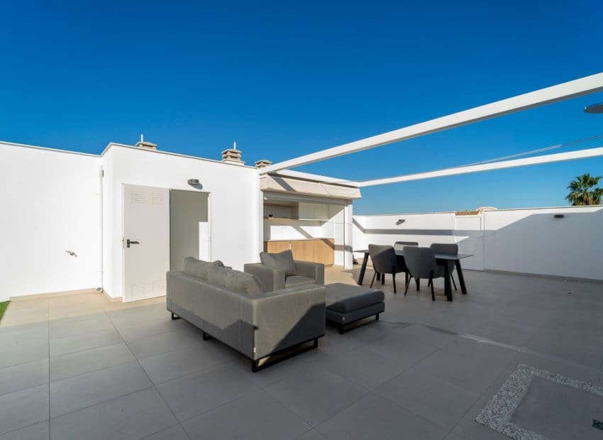3 quarto Apartamento para venda em Pilar de la Horadada com piscina - 349 000 € (Ref: 9809841)