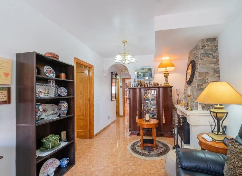 3 quarto Casa em Banda para venda em Orihuela Costa com piscina - 242 000 € (Ref: 9814633)