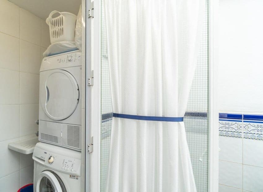 3 quarto Casa em Banda para venda em Orihuela Costa com piscina - 242 000 € (Ref: 9814633)