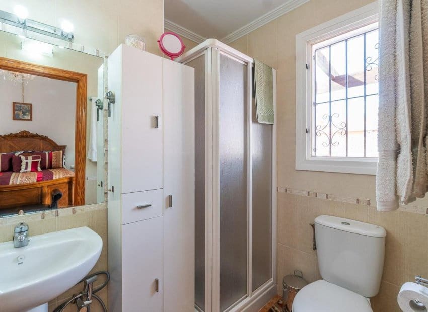 3 quarto Casa em Banda para venda em Orihuela Costa com piscina - 242 000 € (Ref: 9814633)