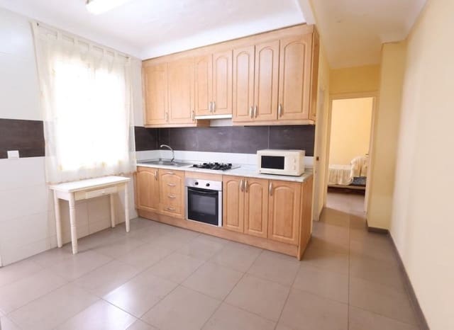 3 bedroom Apartment for sale in Centro - Muelle Pesquero, Torrevieja - € 165,000 (Ref: 9814637)