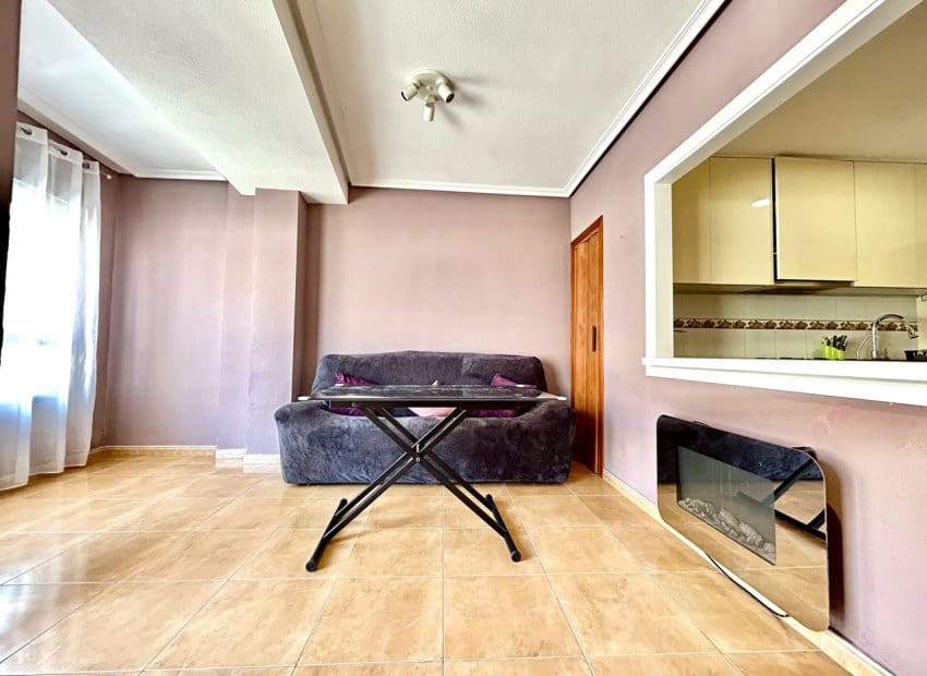 2 Zimmer Apartment zu verkaufen in Torrevieja - 149.000 € (Ref: 9814638)