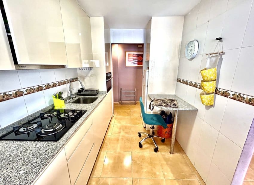 2 Zimmer Apartment zu verkaufen in Torrevieja - 149.000 € (Ref: 9814638)