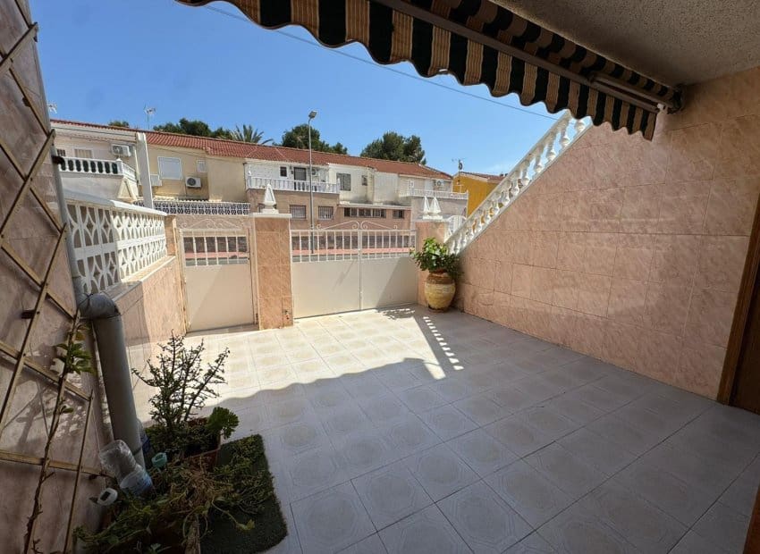 3 chambre Appartement à vendre à Torrevieja - 149 900 € (Ref: 9814639)