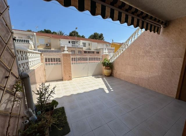 3 chambre Appartement à vendre à Playa de los Náufragos, Torrevieja - 149 900 € (Ref: 9814639)