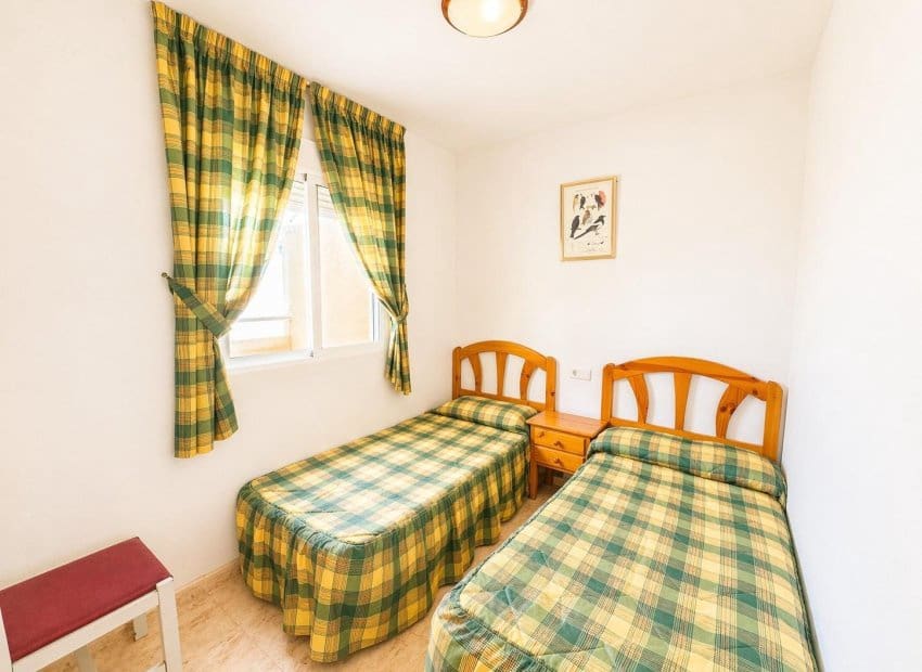 3 soveværelse Lejlighed til salg i Torrevieja med swimmingpool - € 175.000 (Ref: 9814641)