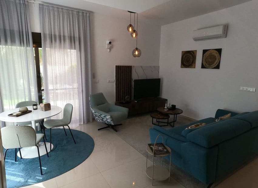 Apartamento de 2 habitaciones en Algorfa en venta con piscina - 267.500 € (Ref: 9814642)