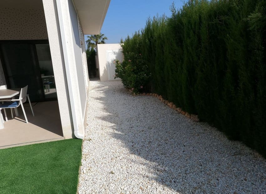 Apartamento de 2 habitaciones en Algorfa en venta con piscina - 267.500 € (Ref: 9814642)