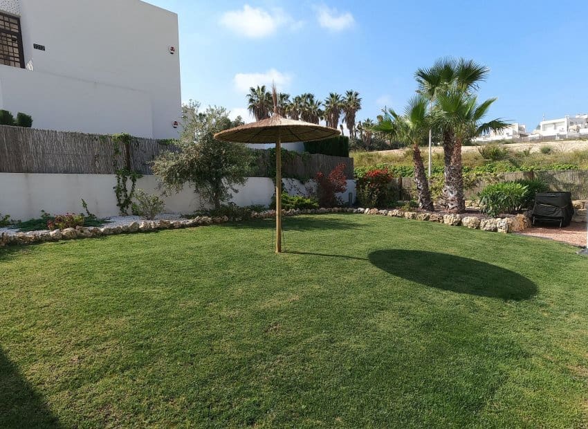 Apartamento de 2 habitaciones en Algorfa en venta con piscina - 267.500 € (Ref: 9814642)