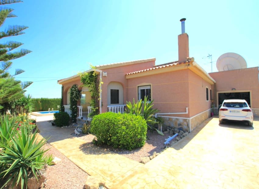 3 soverom Finca/Herregård til salgs i Daya Vieja med svømmebasseng - € 415 000 (Ref: 9814645)
