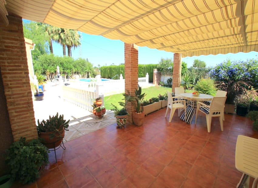 3 soverom Finca/Herregård til salgs i Daya Vieja med svømmebasseng - € 415 000 (Ref: 9814645)