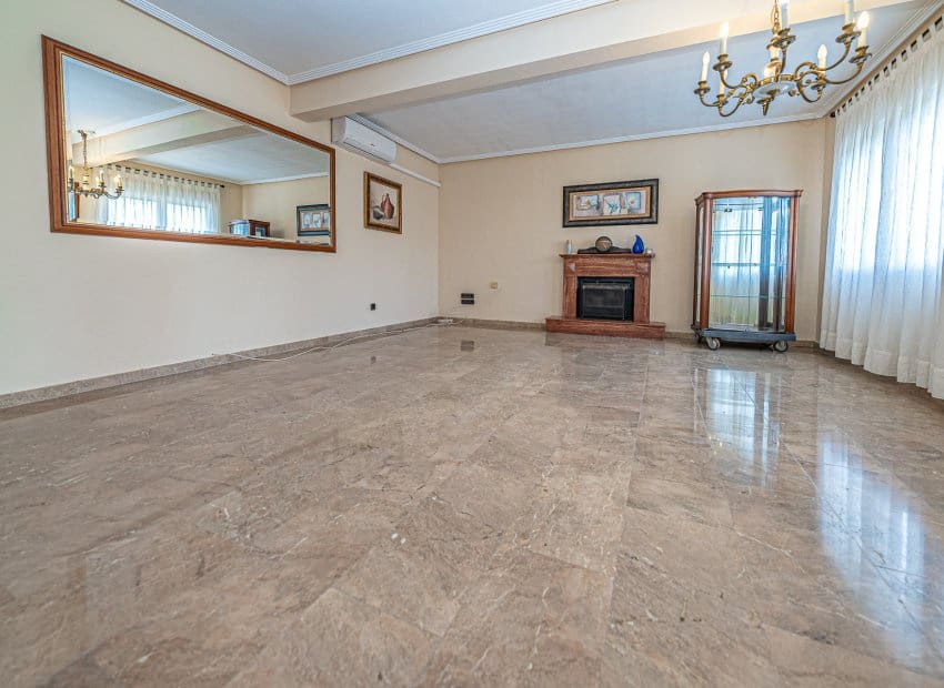 4 soveværelse Villa til salg i El Chaparral med swimmingpool - € 390.000 (Ref: 9815043)