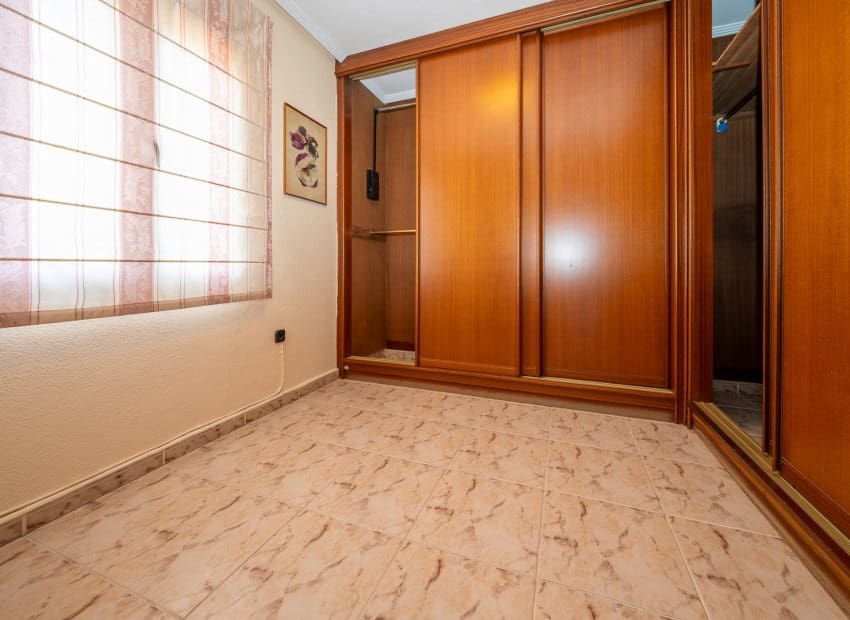 4 soveværelse Villa til salg i El Chaparral med swimmingpool - € 390.000 (Ref: 9815043)