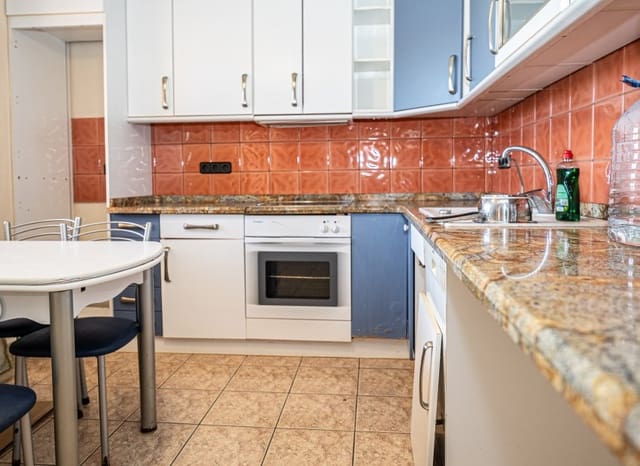 4 soveværelse Villa til salg i El Chaparral, Torrevieja med swimmingpool - € 390.000 (Ref: 9815043)