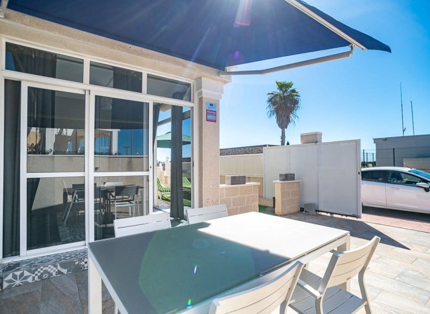 3 soveværelse Villa til salg i Algorfa med swimmingpool - € 229.500 (Ref: 9816632)