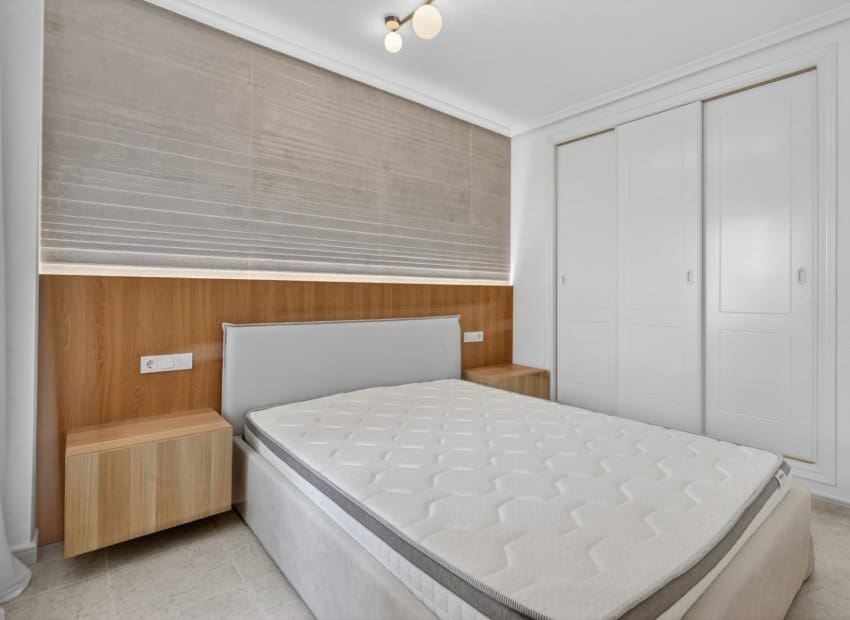 2 slaapkamer Appartement te koop in Campoamor met zwembad - € 249.000 (Ref: 9816634)
