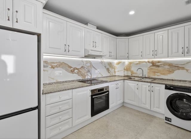 2 slaapkamer Appartement te koop in Campoamor, Orihuela met zwembad - € 249.000 (Ref: 9816634)