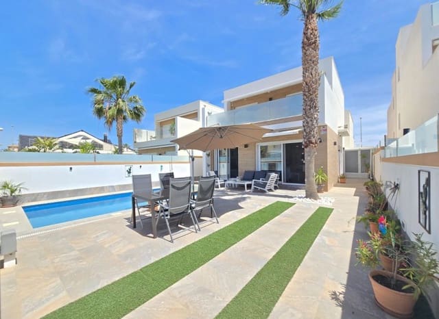 3 sovrum Villa till salu i Pilar de la Horadada ciudad, Pilar de la Horadada med pool - 437 500 € (Ref: 9816635)