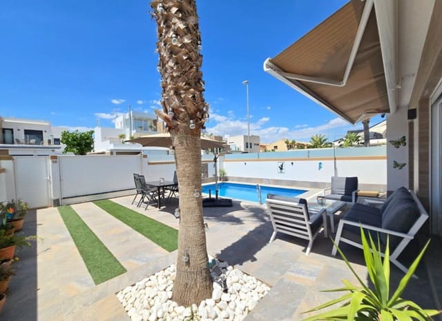 3 sovrum Villa till salu i Pilar de la Horadada ciudad, Pilar de la Horadada med pool - 437 500 € (Ref: 9816635)
