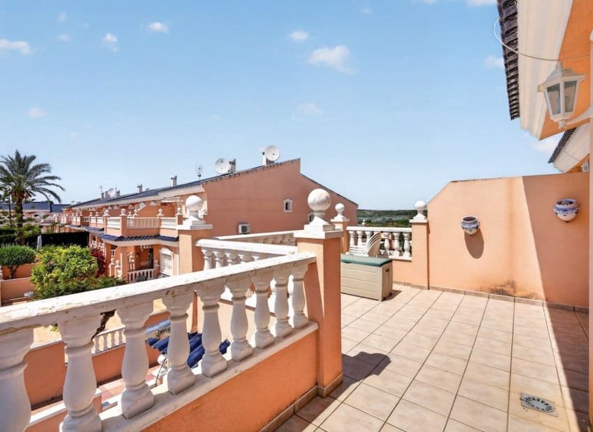 3 camera da letto Casa in vendita in Gran Alacant con piscina - 299.000 € (Rif: 9820883)