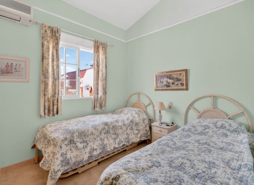 3 camera da letto Casa in vendita in Gran Alacant con piscina - 299.000 € (Rif: 9820883)