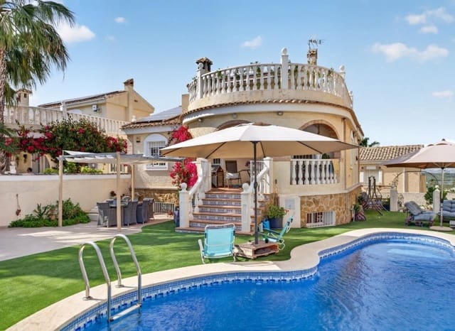 6 soverom Villa til salgs i Monte y Mar, Santa Pola med svømmebasseng - € 550 000 (Ref: 9820884)
