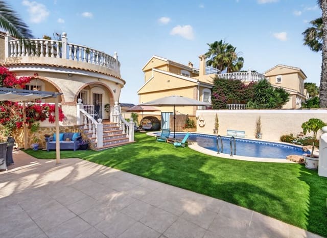 6 soverom Villa til salgs i Monte y Mar, Santa Pola med svømmebasseng - € 550 000 (Ref: 9820884)