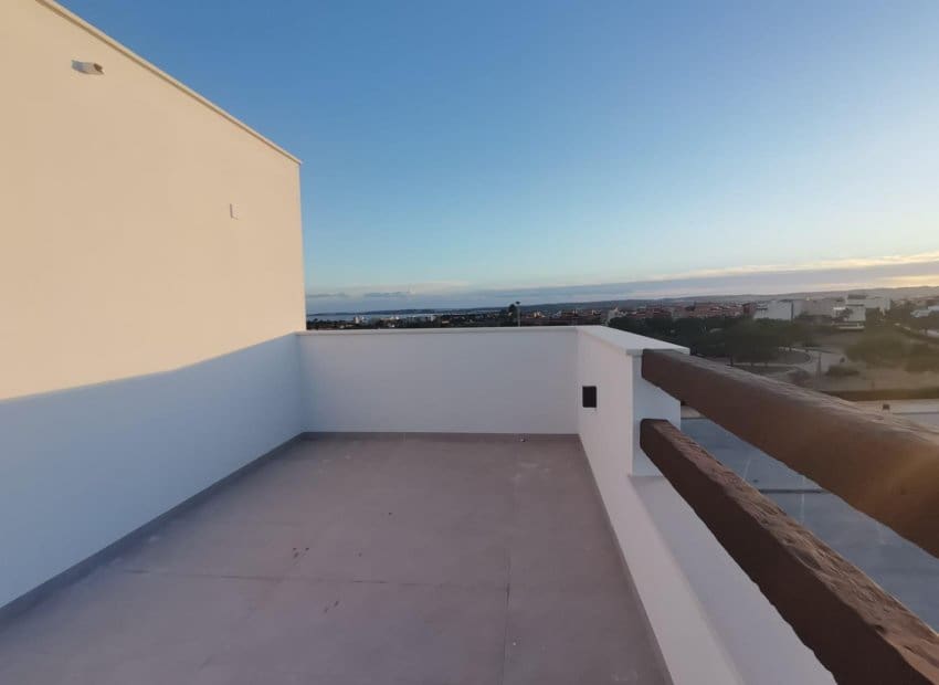 5 chambre Villa/Maison à vendre à Los Montesinos avec piscine - 780 000 € (Ref: 9840589)