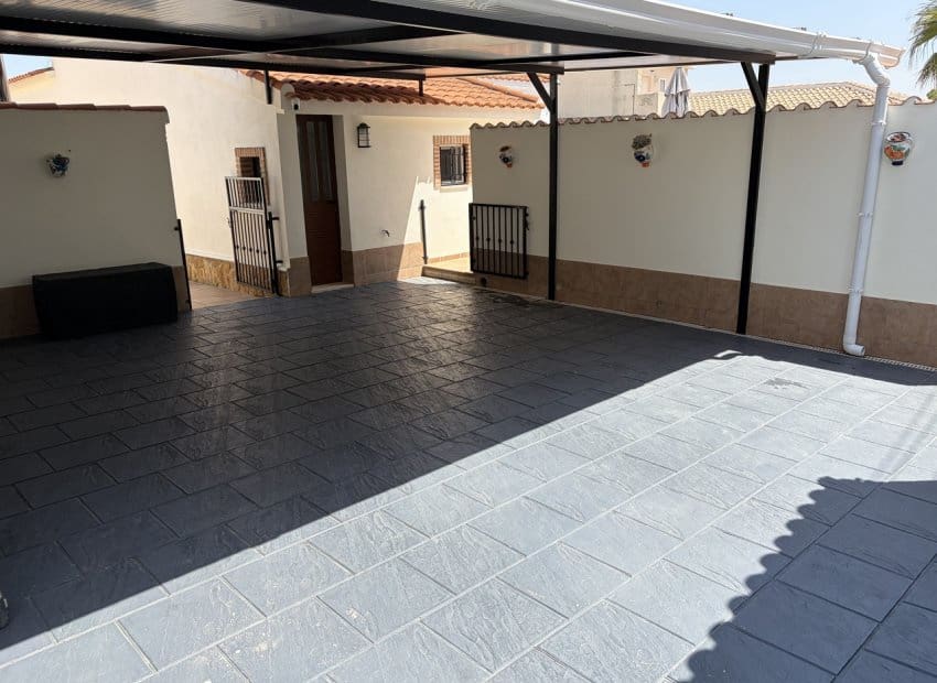 4 soveværelse Villa til salg i Pinar de Campoverde med swimmingpool - € 699.950 (Ref: 9840593)