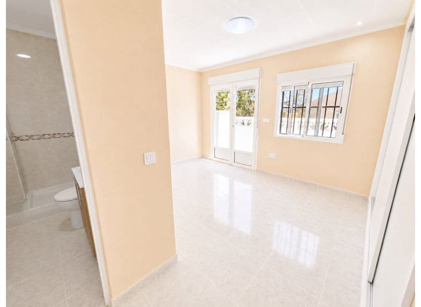 1 bedroom Apartment for sale in San Fulgencio - € 129,000 (Ref: 9840594)