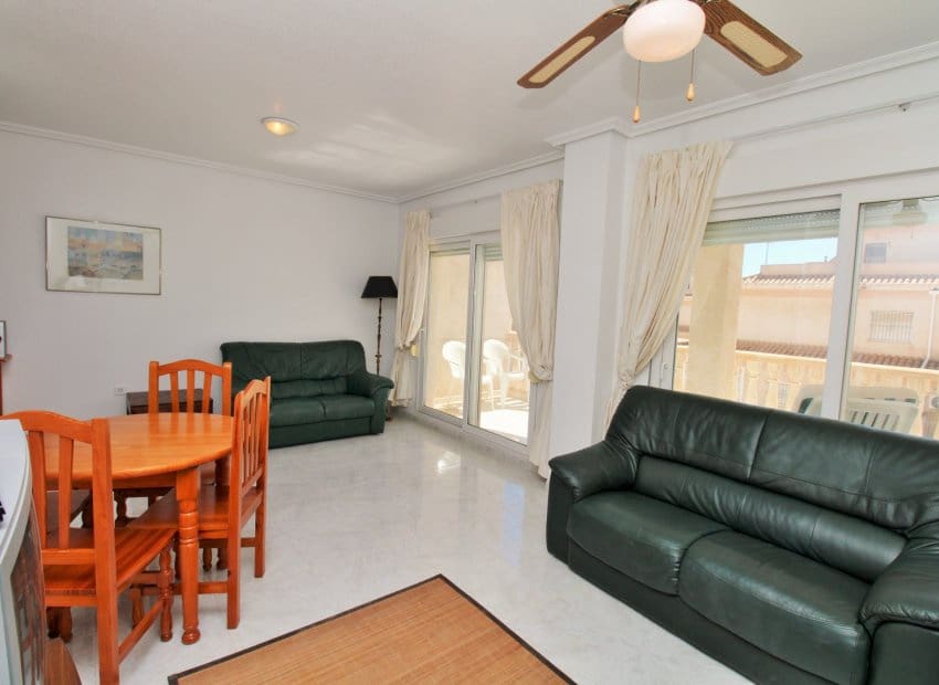 3 slaapkamer Appartement te koop in Orihuela Costa met zwembad - € 195.000 (Ref: 9840595)
