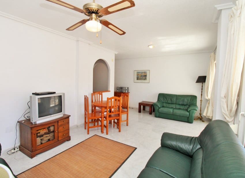 3 slaapkamer Appartement te koop in Orihuela Costa met zwembad - € 195.000 (Ref: 9840595)