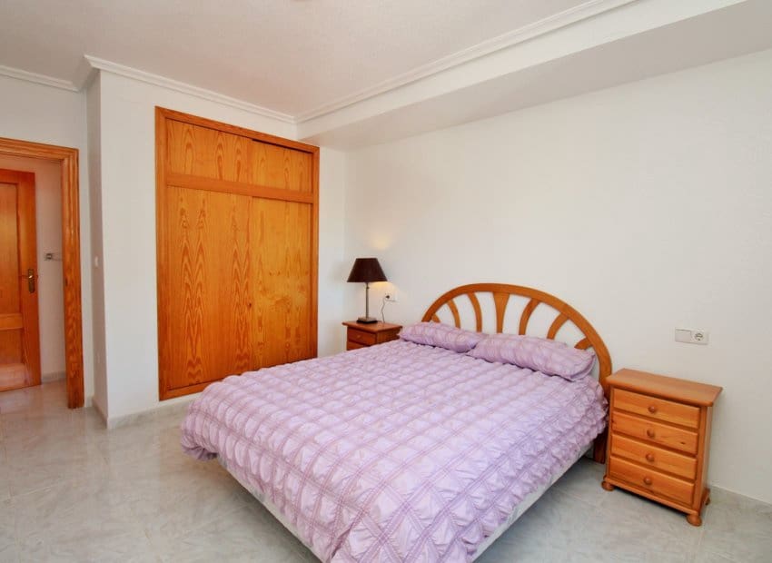 3 slaapkamer Appartement te koop in Orihuela Costa met zwembad - € 195.000 (Ref: 9840595)
