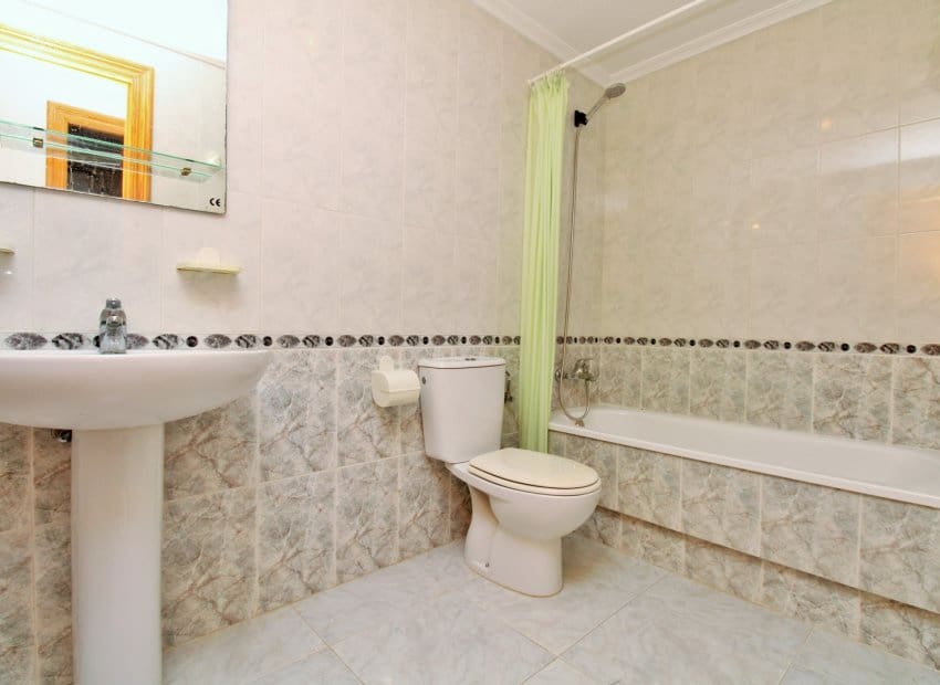 3 slaapkamer Appartement te koop in Orihuela Costa met zwembad - € 195.000 (Ref: 9840595)