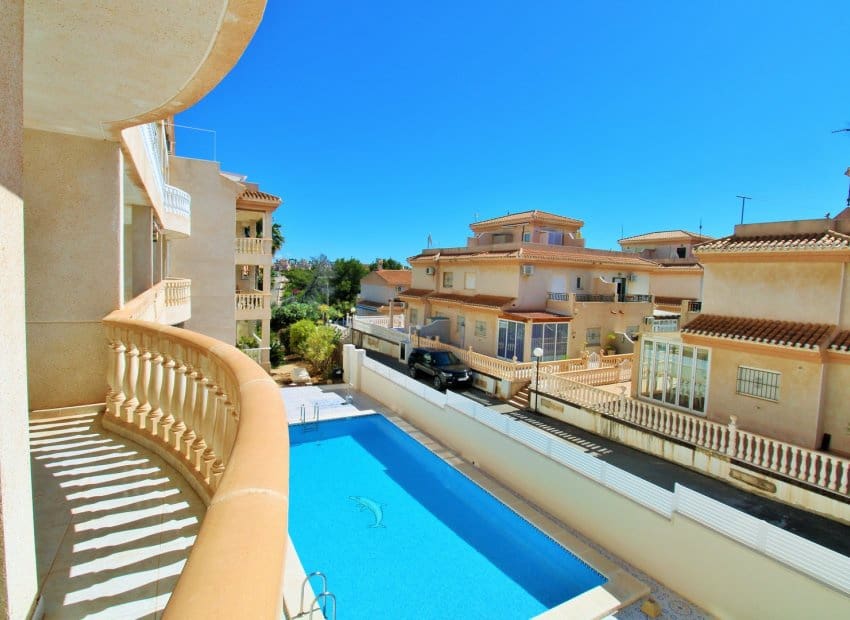 3 slaapkamer Appartement te koop in Orihuela Costa met zwembad - € 195.000 (Ref: 9840595)