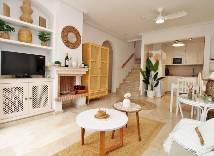 3 sypialnia Dom na sprzedaż w Villamartin z basenem - 269 500 € (Ref: 9840596)