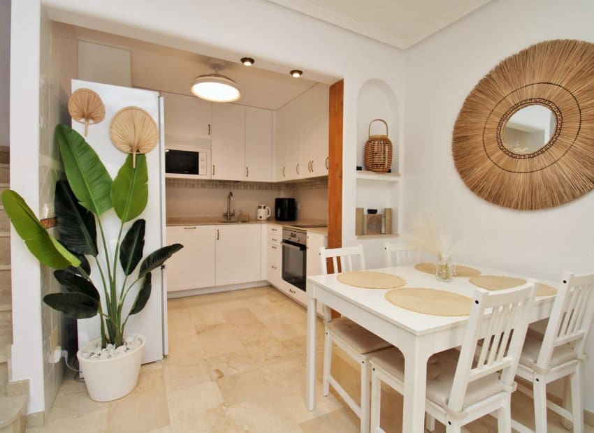 3 sypialnia Dom na sprzedaż w Villamartin z basenem - 269 500 € (Ref: 9840596)
