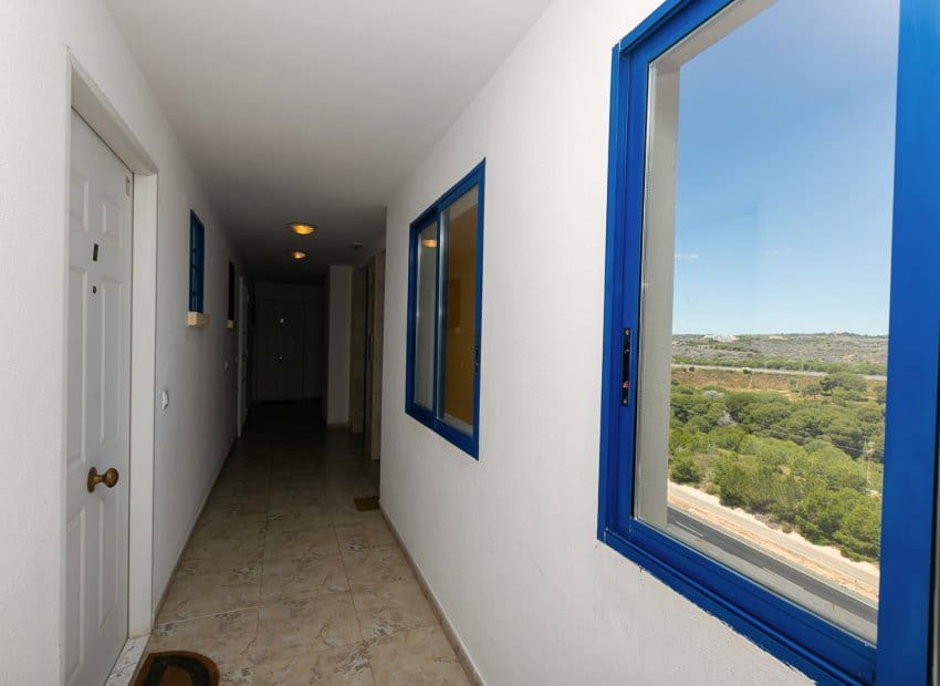 2 soverom Leilighet til salgs i Campoamor med svømmebasseng - € 220 000 (Ref: 9840597)