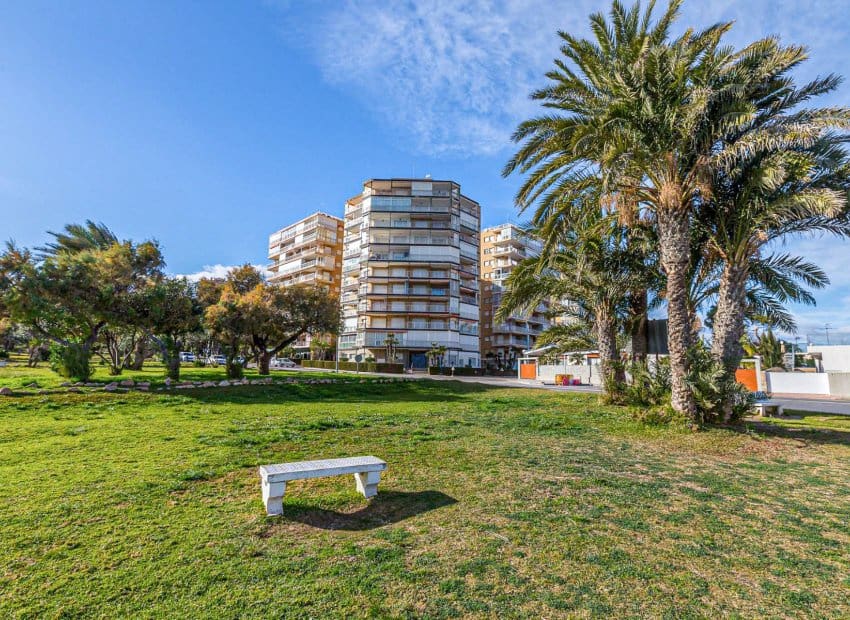 2 soverom Leilighet til salgs i Campoamor med svømmebasseng - € 220 000 (Ref: 9840597)