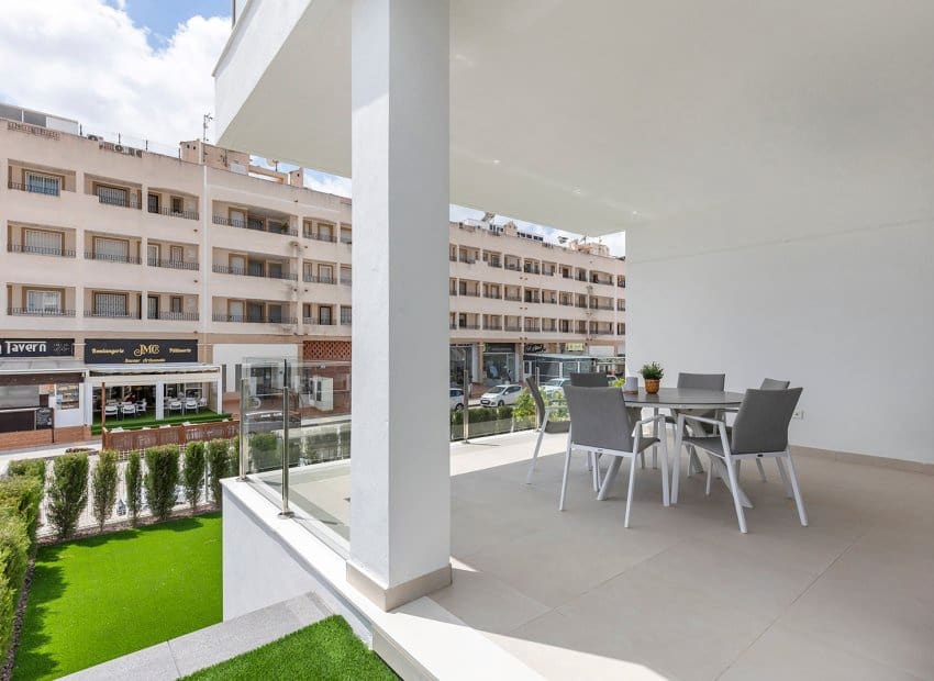 2 bedroom Apartment for sale in Vistabella - € 284,900 (Ref: 9840598)