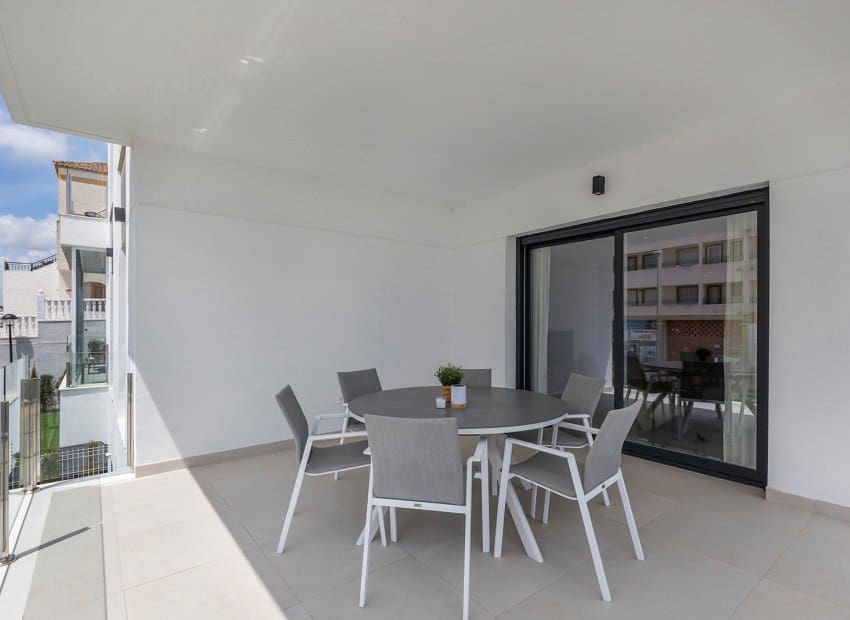 2 bedroom Apartment for sale in Vistabella - € 284,900 (Ref: 9840598)
