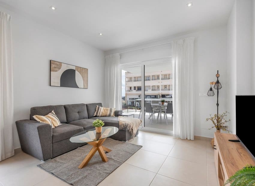 2 bedroom Apartment for sale in Vistabella - € 284,900 (Ref: 9840598)