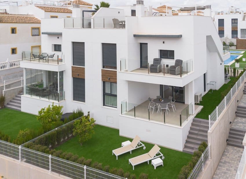 2 bedroom Apartment for sale in Vistabella - € 284,900 (Ref: 9840598)