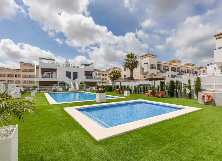 2 bedroom Apartment for sale in Vistabella - € 284,900 (Ref: 9840598)