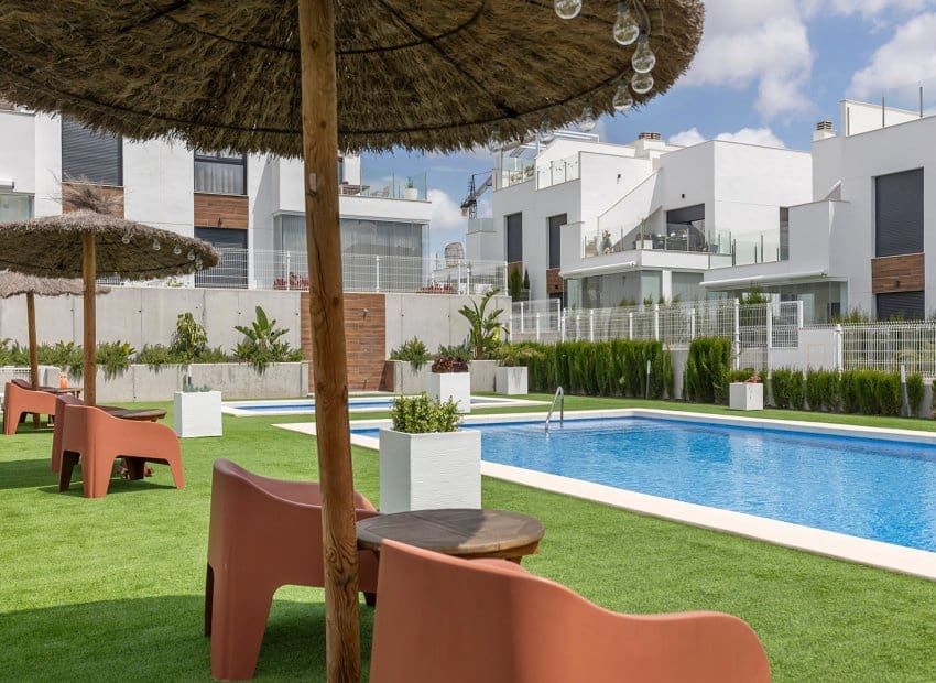 2 bedroom Apartment for sale in Vistabella - € 284,900 (Ref: 9840598)
